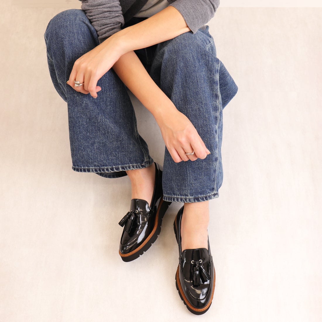 アルテミス バイ ダイアナ artemis by DIANA 軽量厚底タッセル