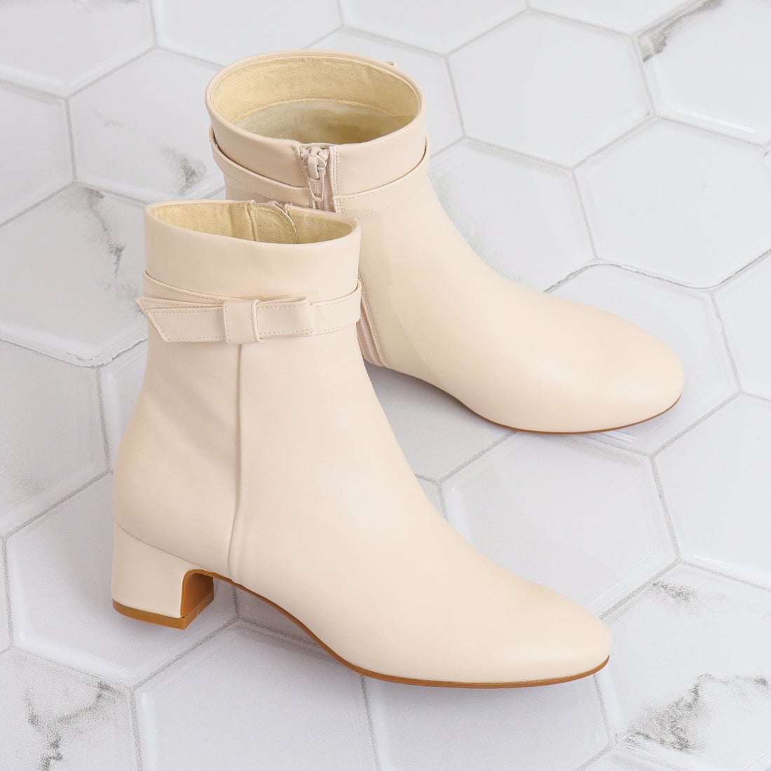 アルテミス バイ ダイアナ artemis by DIANA リボンモチーフショート