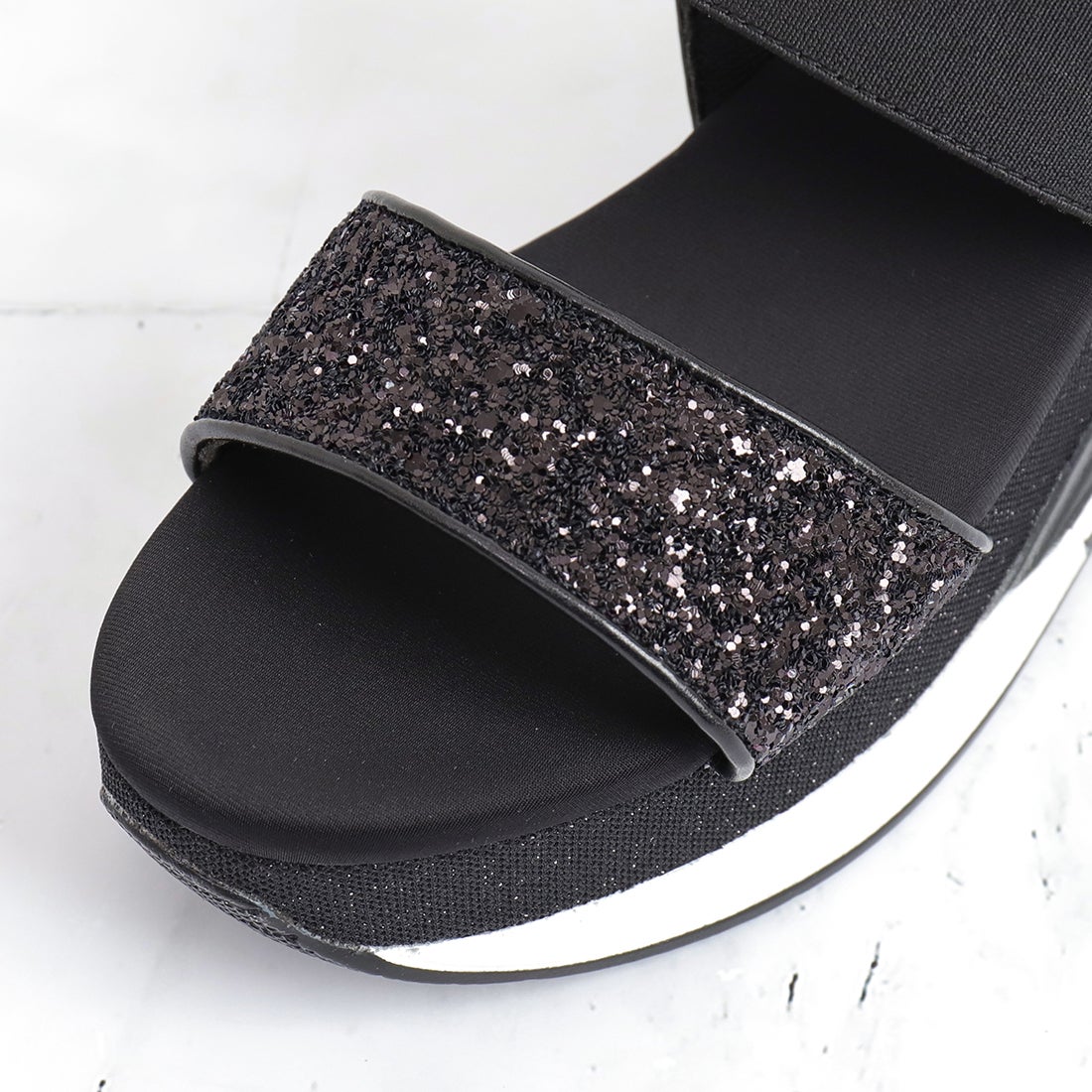 アルテミス バイ ダイアナ artemis by DIANA グリッターストラップ