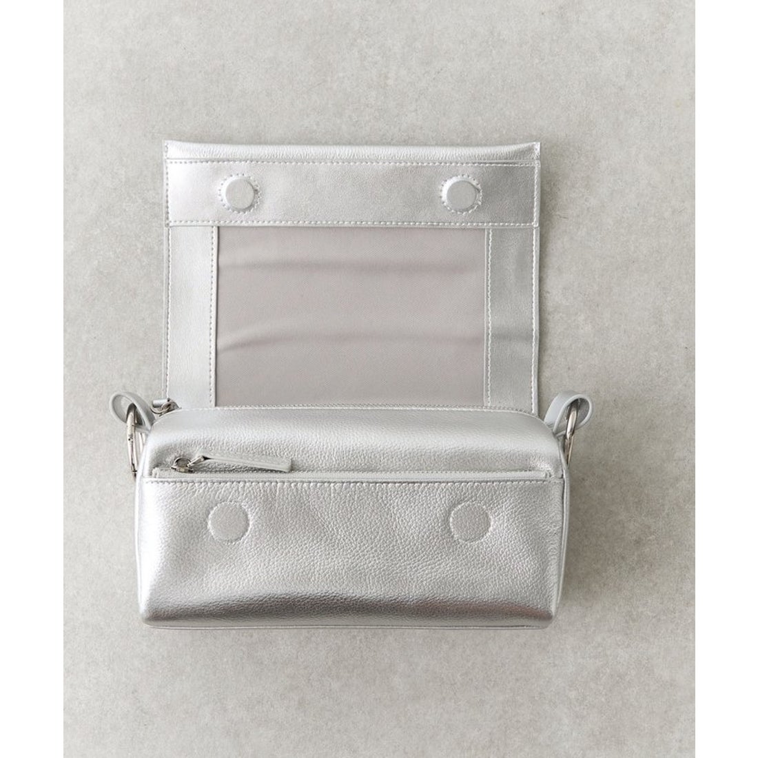 ビアズリー BEARDSLEY 《9/23(火)12時予約開始》ミニレザーボディ