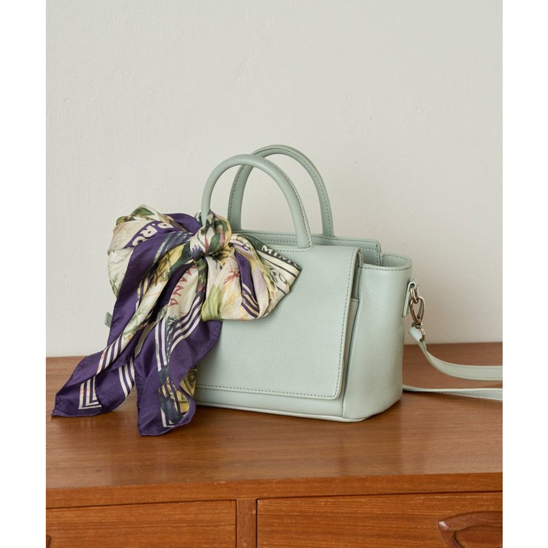 ビアズリー BEARDSLEY 《9/23(火)12時予約開始》ミニハンドバッグ