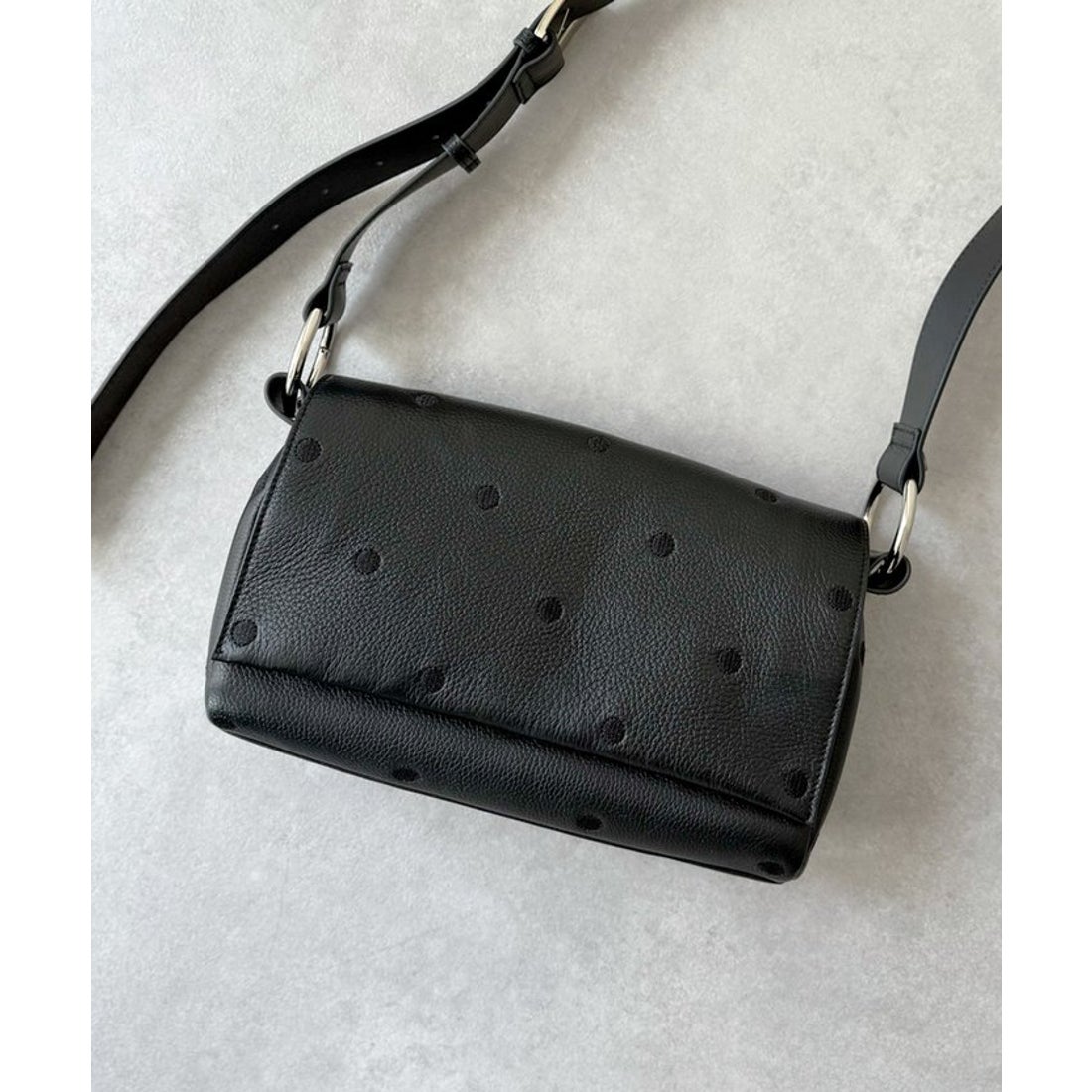 ビアズリー BEARDSLEY ドットボディバッグ （taupe） -靴