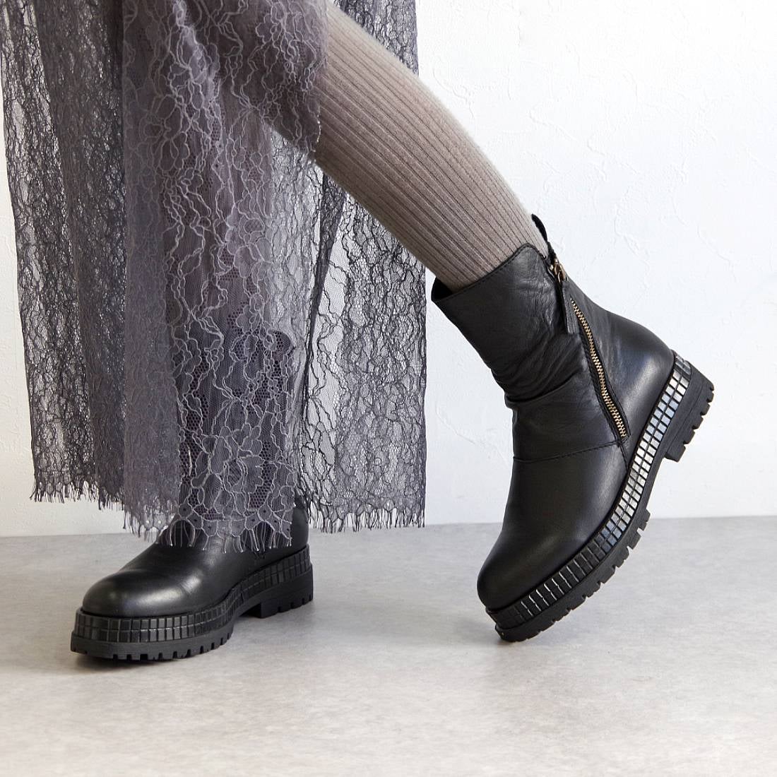 ブエノ BUENO サイドジップ厚底ショートブーツ 21w-t3800-bl （BLACK