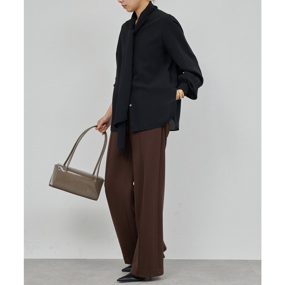 ガリャルダガランテ GALLARDAGALANTE フィネスボータイブラウス2