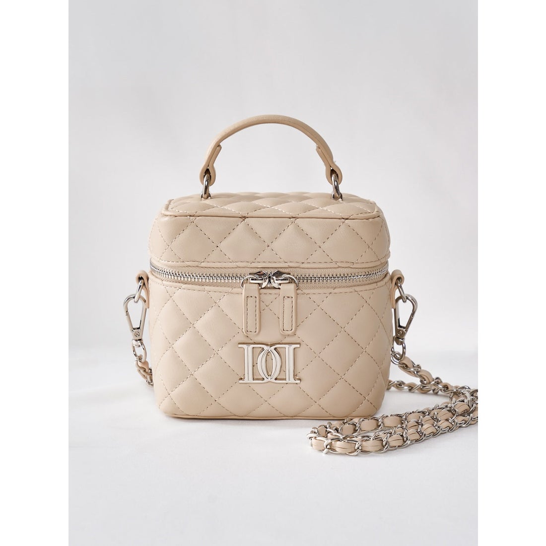 ダーリッチ Darich 【シルバーパーツ】キルティングスクエアミニバッグ