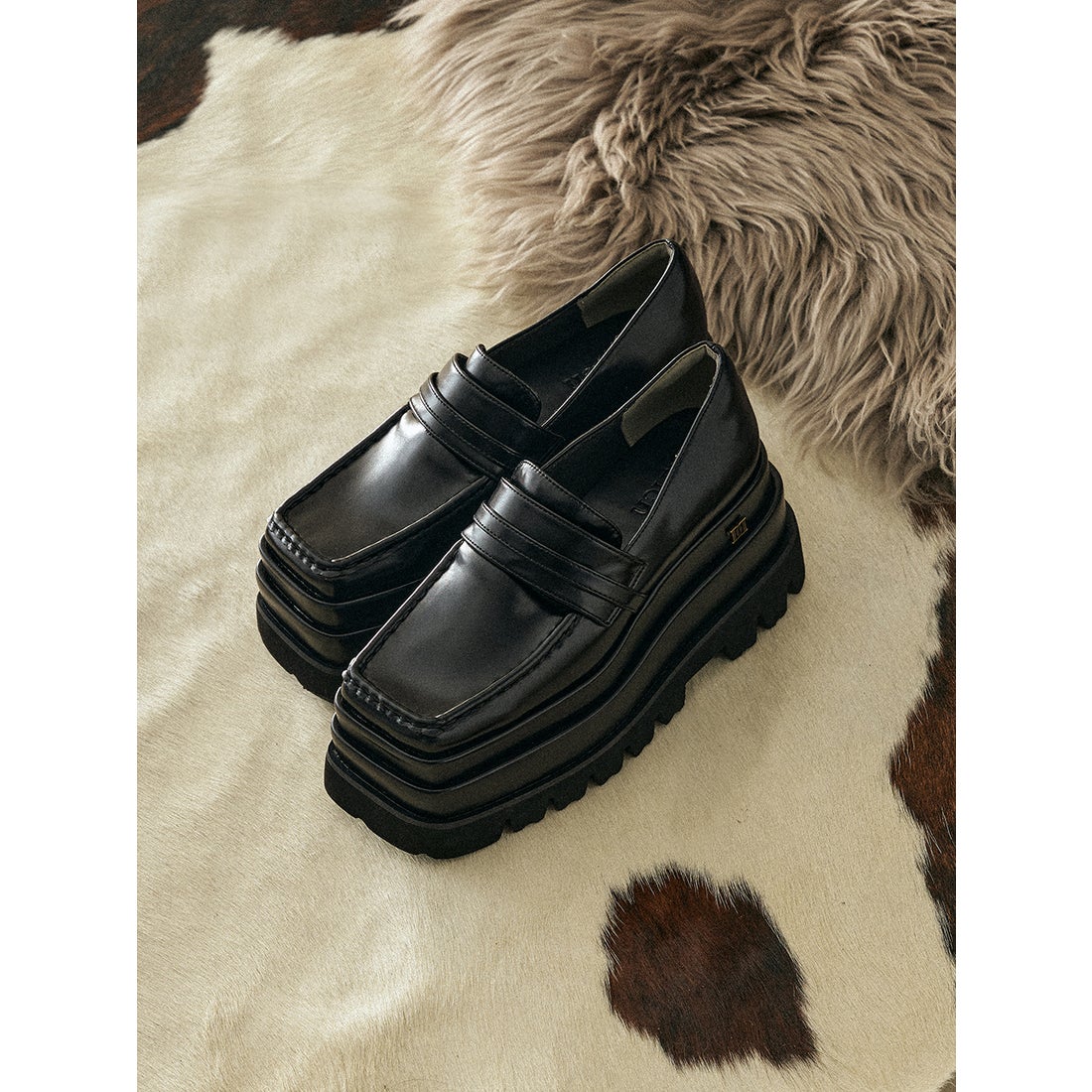 ダーリッチ Darich プラットフォームローファー （ブラック