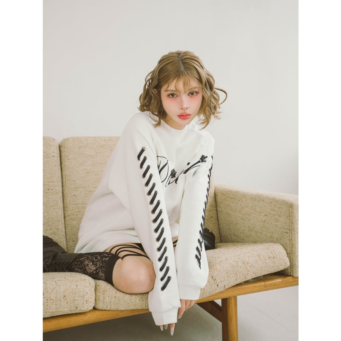 ダーリッチ Darich レースアップロゴスウェットプルオーバー