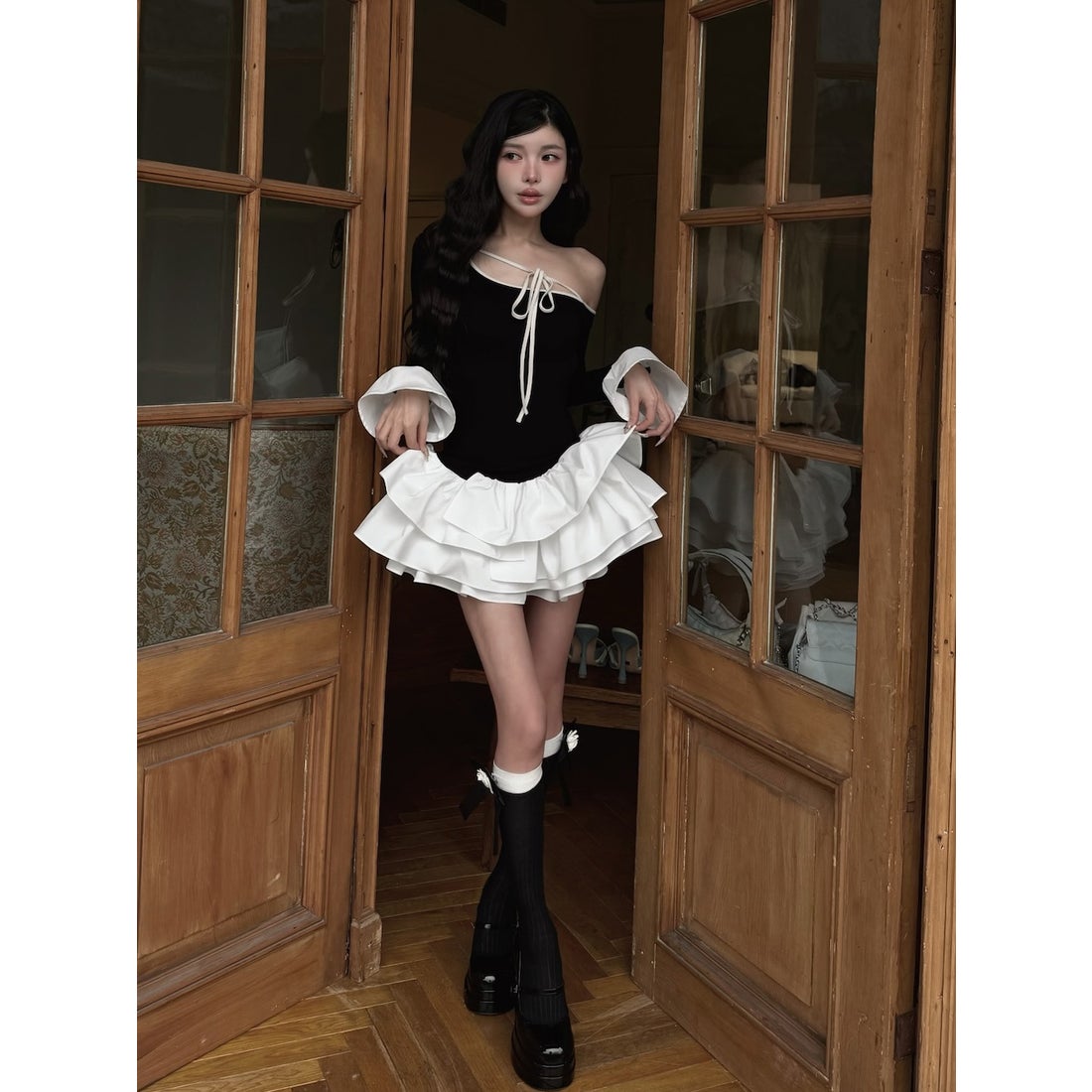 ダーリッチ Darich デザインネックリボンミニワンピース （ブラック