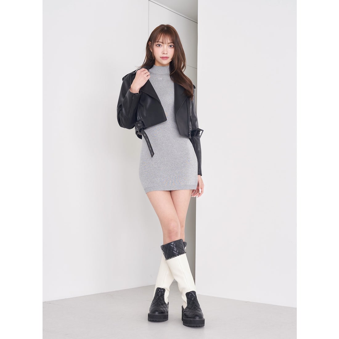 ダーリッチ Darich DDロゴタイトニットミニワンピース （グレー） -靴