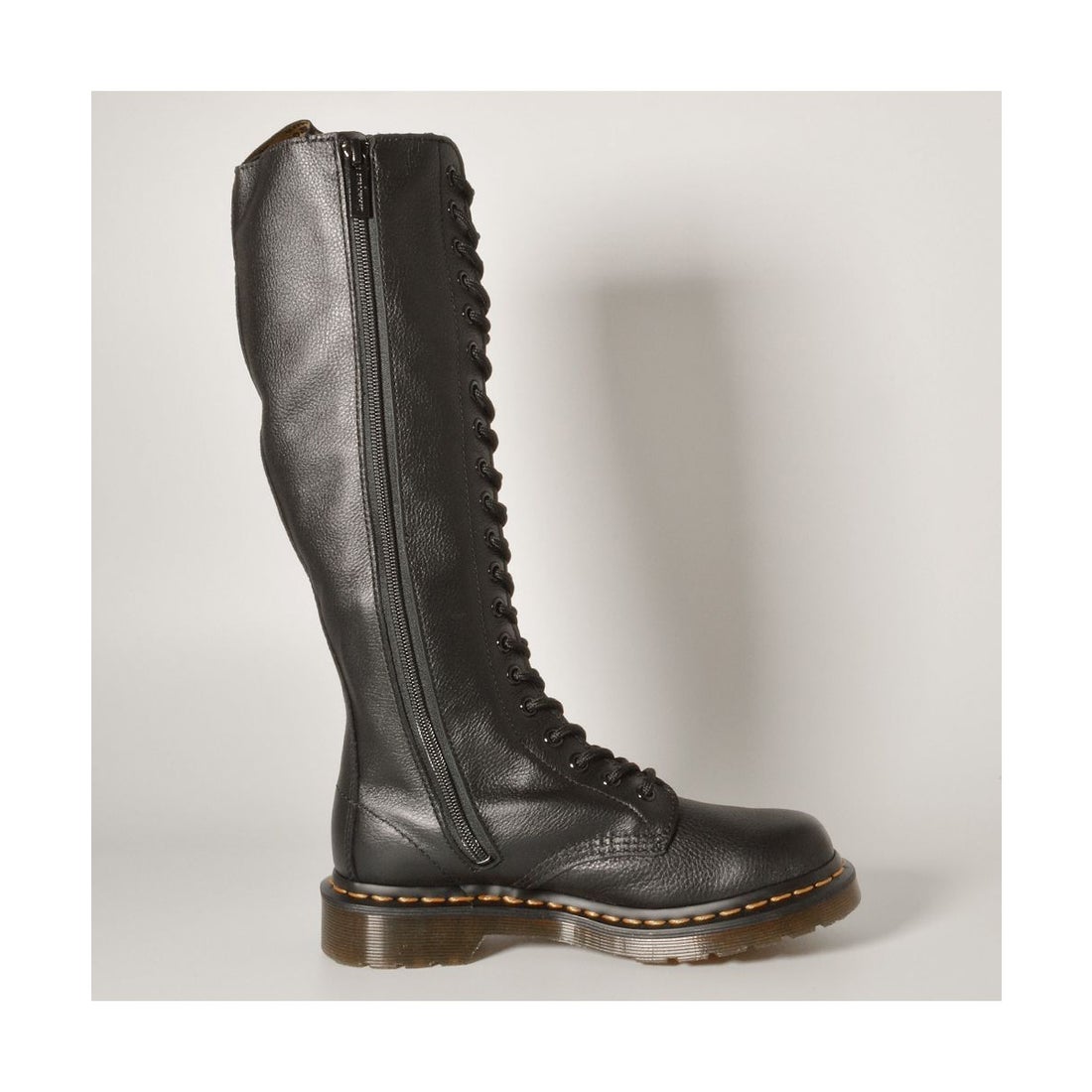 ドクターマーチン Dr.Martens レディース ブーツ ロング 1B60 20ホール