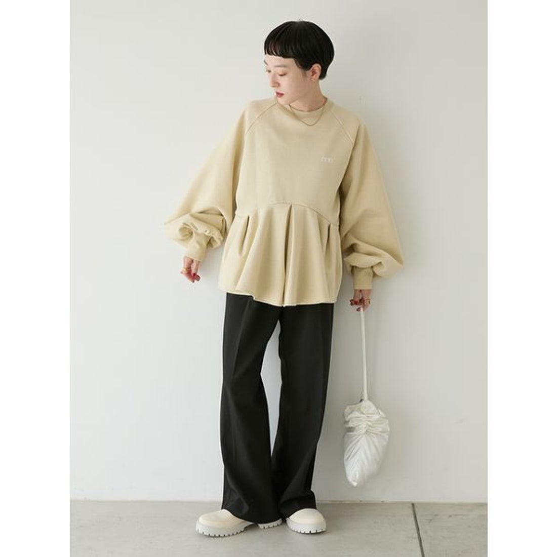 エミ emmi ペプラムラメ裏毛プルオーバー （WHT） - ファッション通販