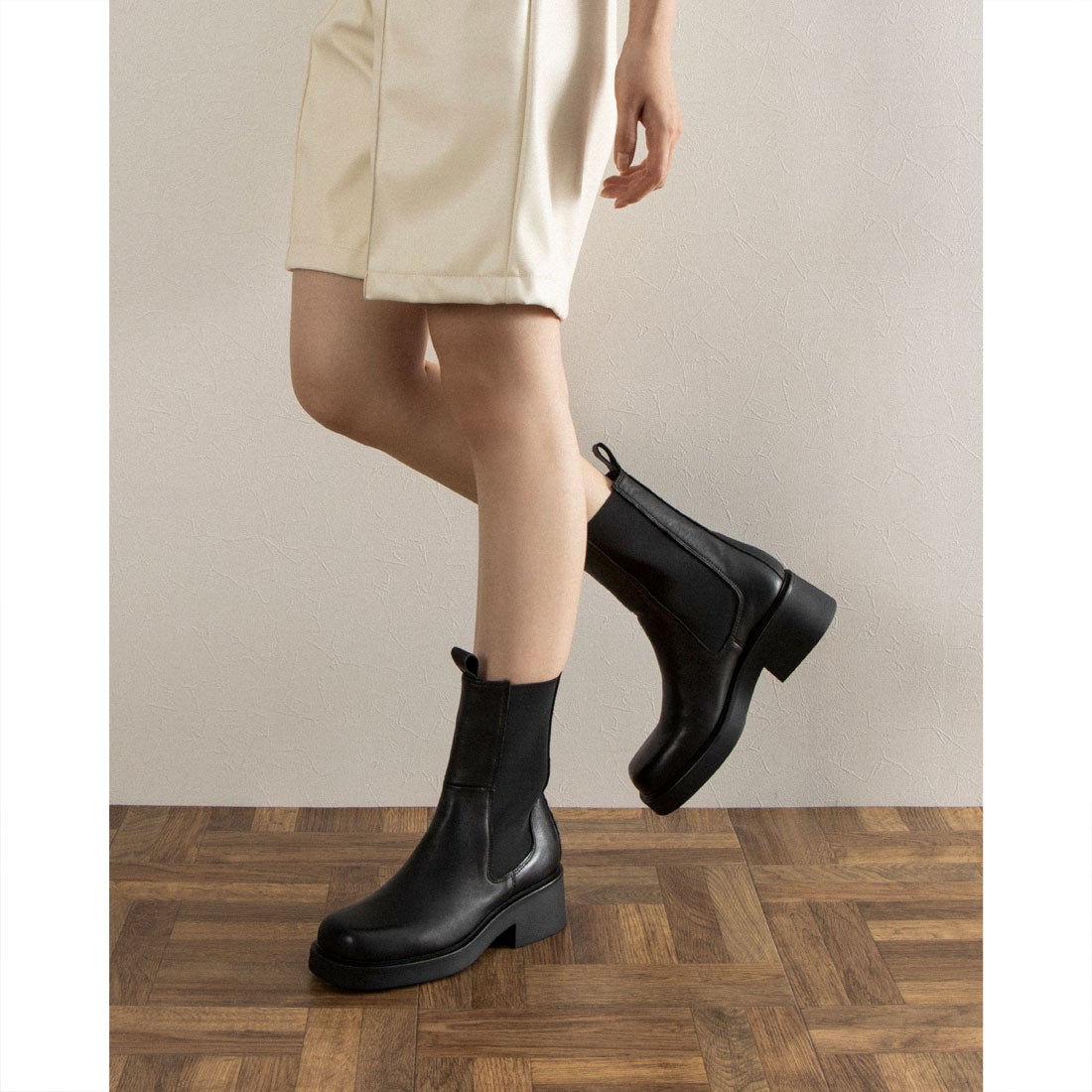 エレナ ELENA スクエアトウサイドゴアブーツ （ブラック） -レディース