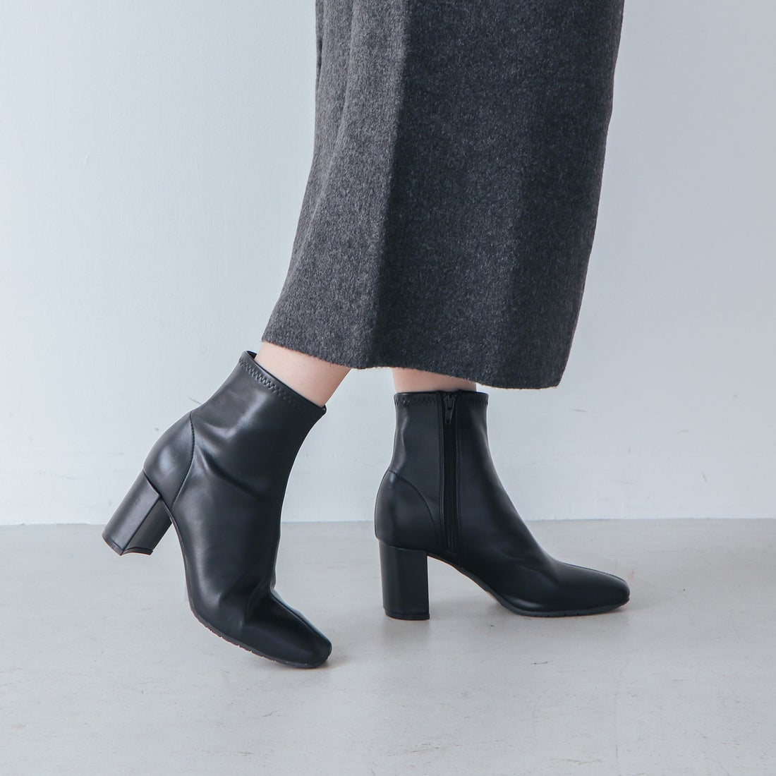 EVOL/イーボル】 ソフトストレッチ7cmヒールショートブーツ IX5478
