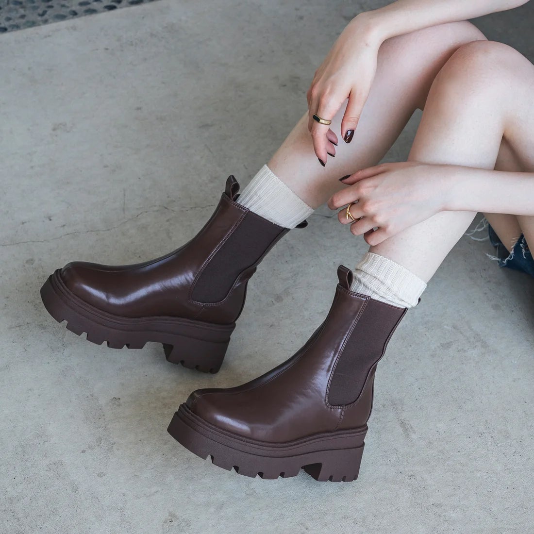 EVOL/イーボル】 2段ソール厚底サイドゴアブーツ IX5472 （ブラウン