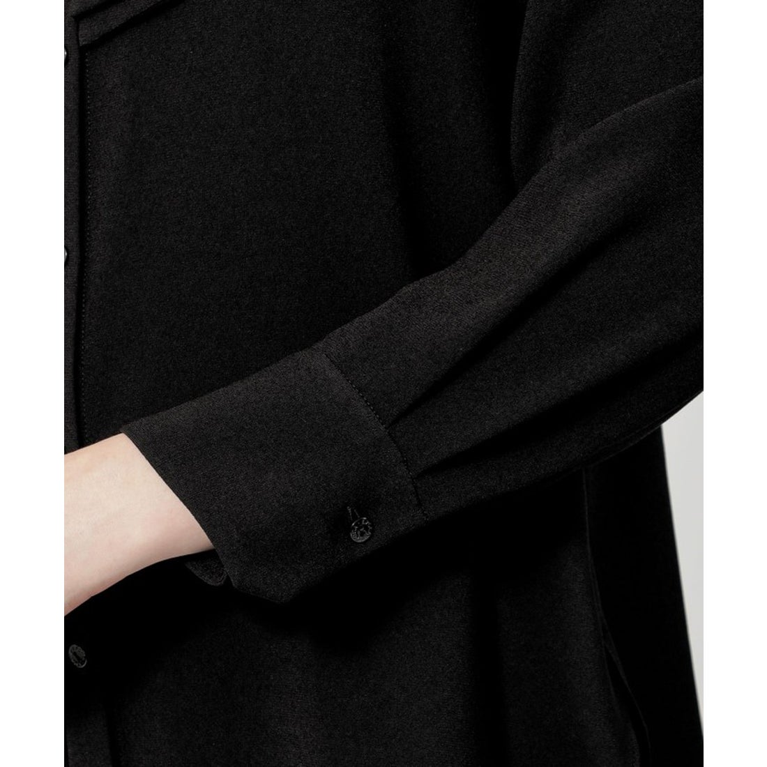 エポカ EPOCA ソフトジョーゼット ボウタイブラウス （黒