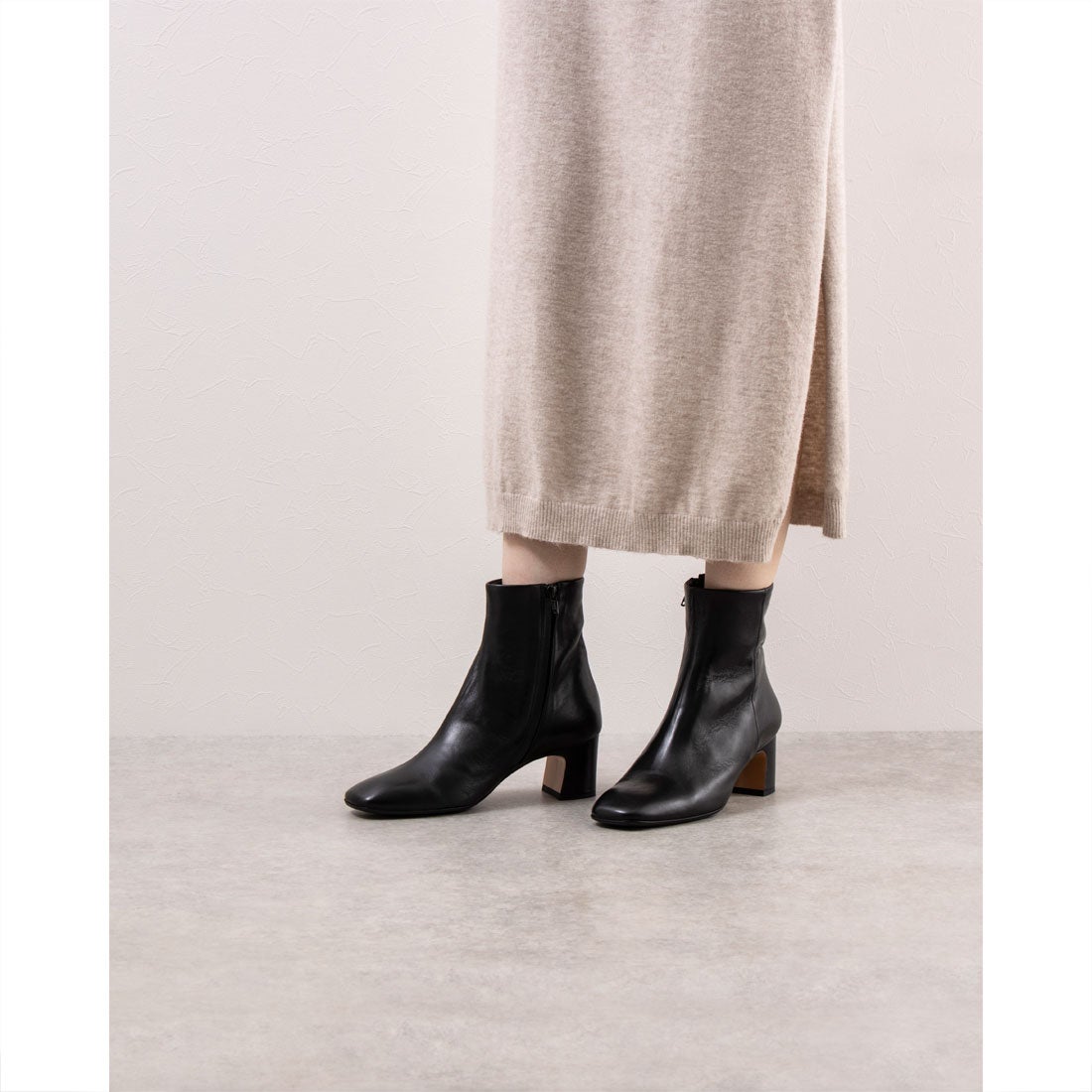 ファビオルスコーニ FABIO RUSCONI ショートブーツ （ブラック） -waja