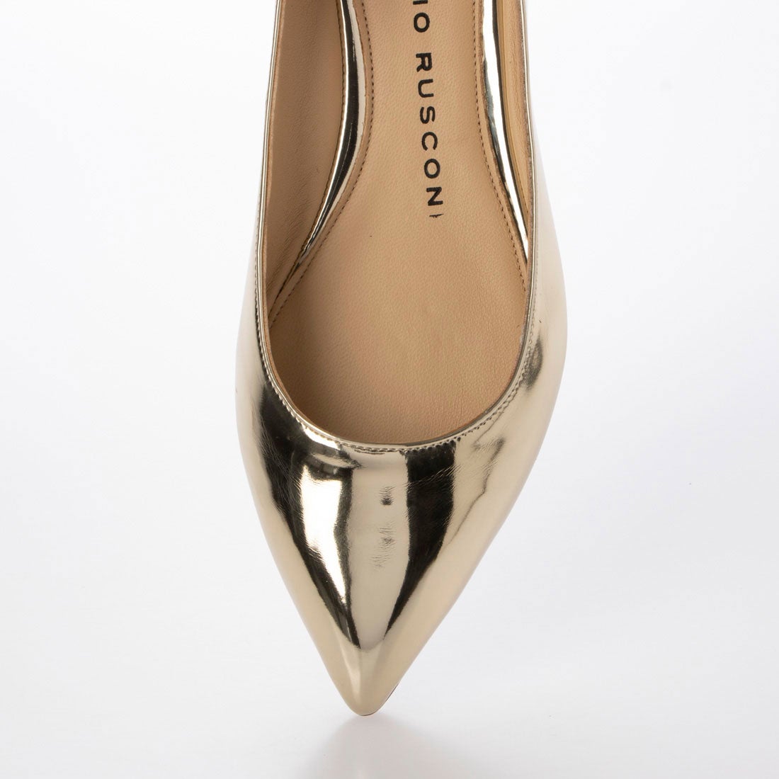 ファビオルスコーニ FABIO RUSCONI ポインテッドトウフラットパンプス