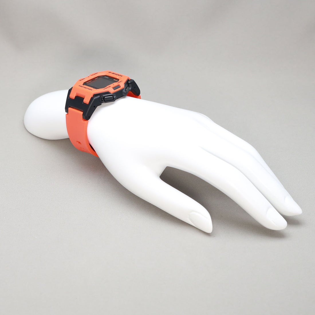 G-SHOCK】GD-B500シリーズ / GD-B500FL-4JF （オレンジ） -靴