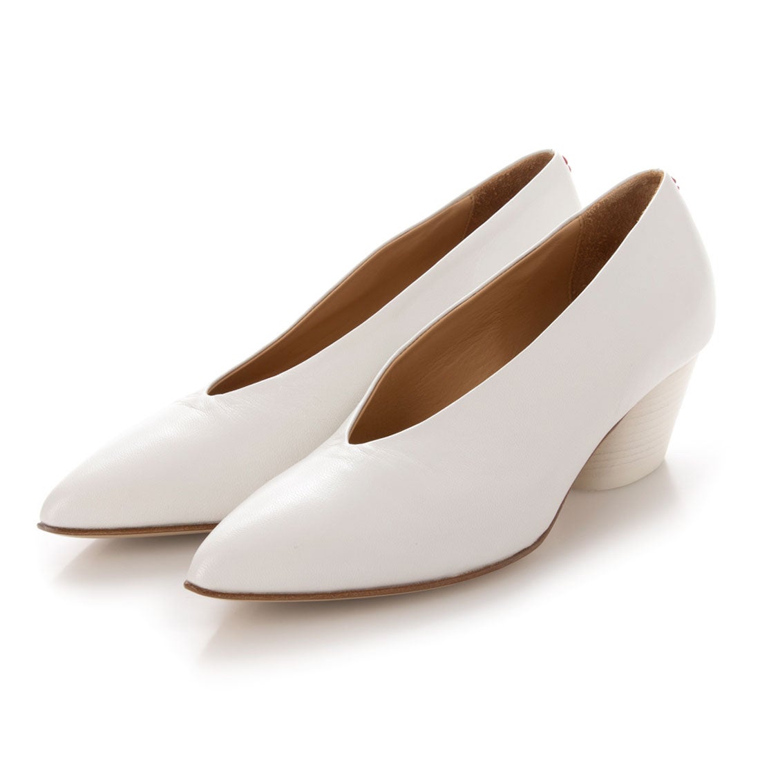 アルマネラ HALMANERA 太ヒールVカットパンプス （ホワイト