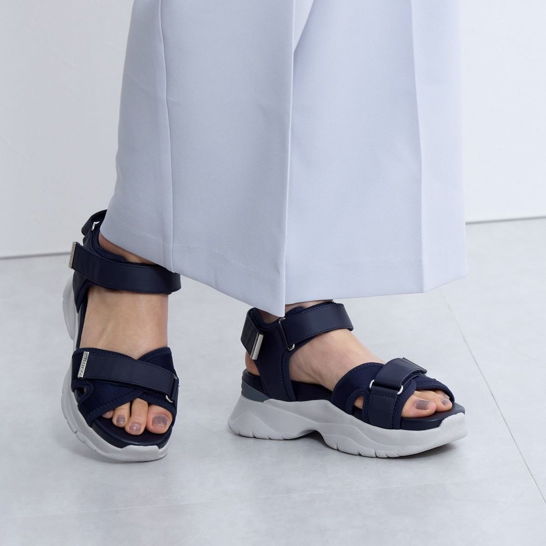 ヒミコ 卑弥呼 【HIMIKO Lite】クロスデザインスポーツサンダル/647202