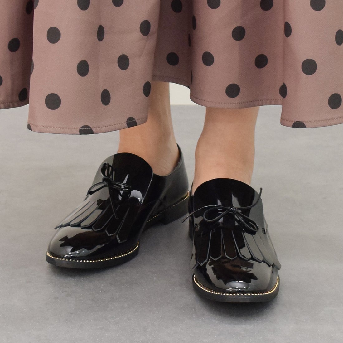 インターショシュール INTER-CHAUSSURES レースリボンエナメルキルト