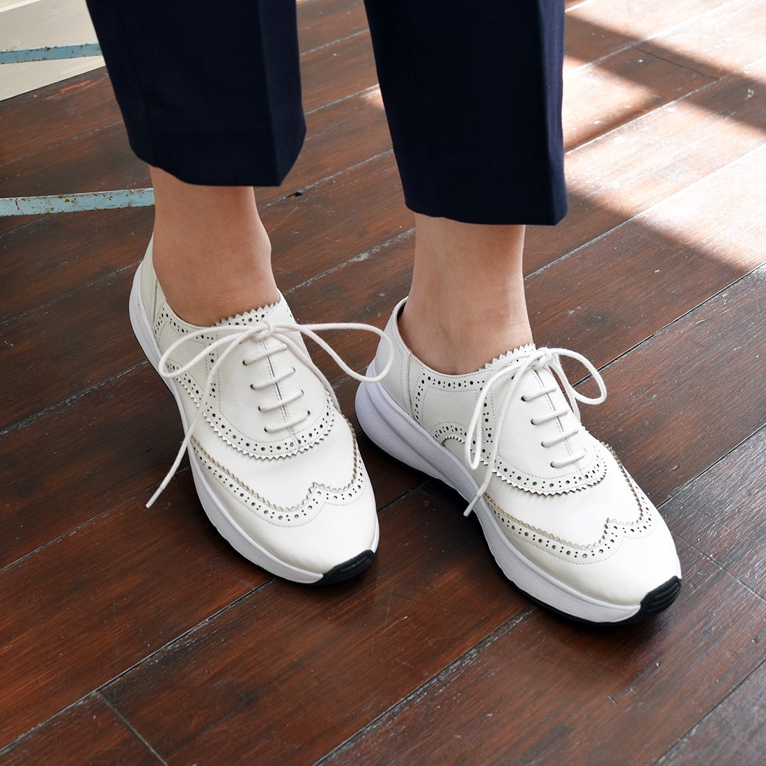 イング ing ウイングチップスニーカー(ホワイト) -Mode et Jacomo