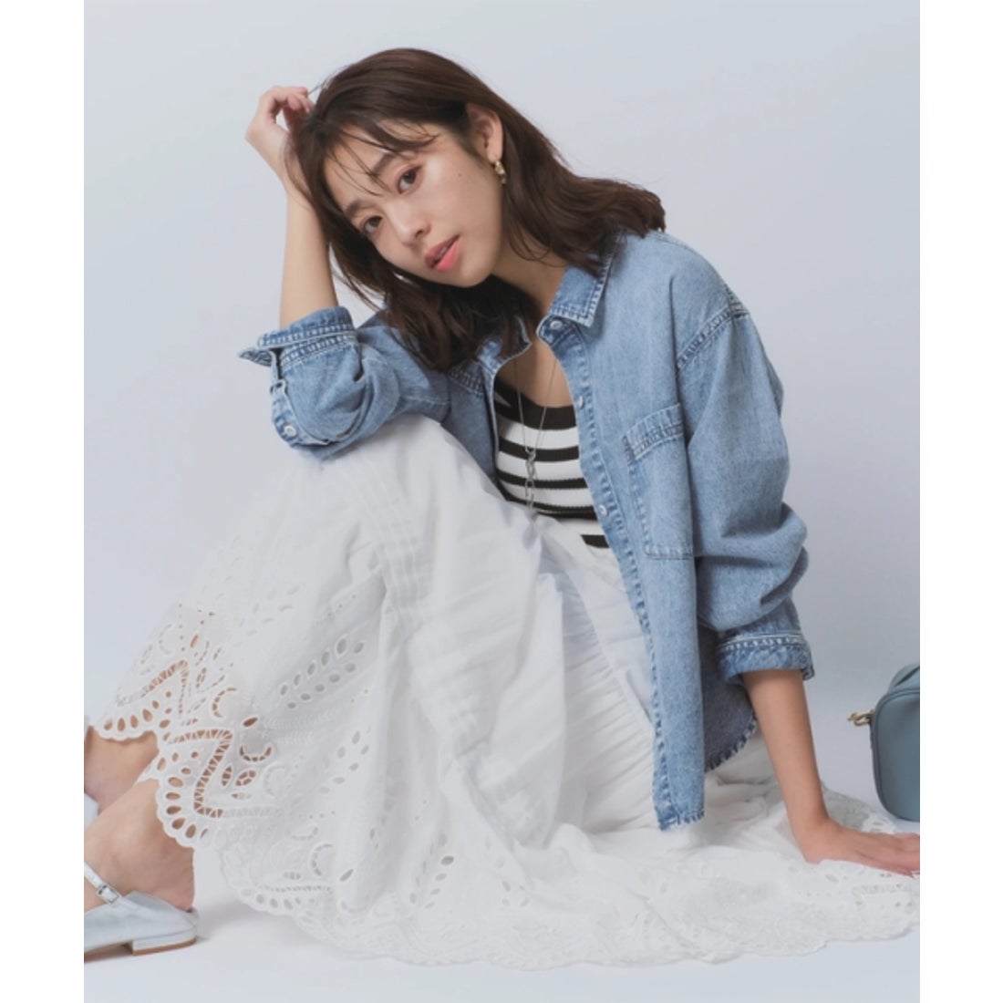 ジャスグリッティー JUSGLITTY クロップドデニムシャツ （ピンク