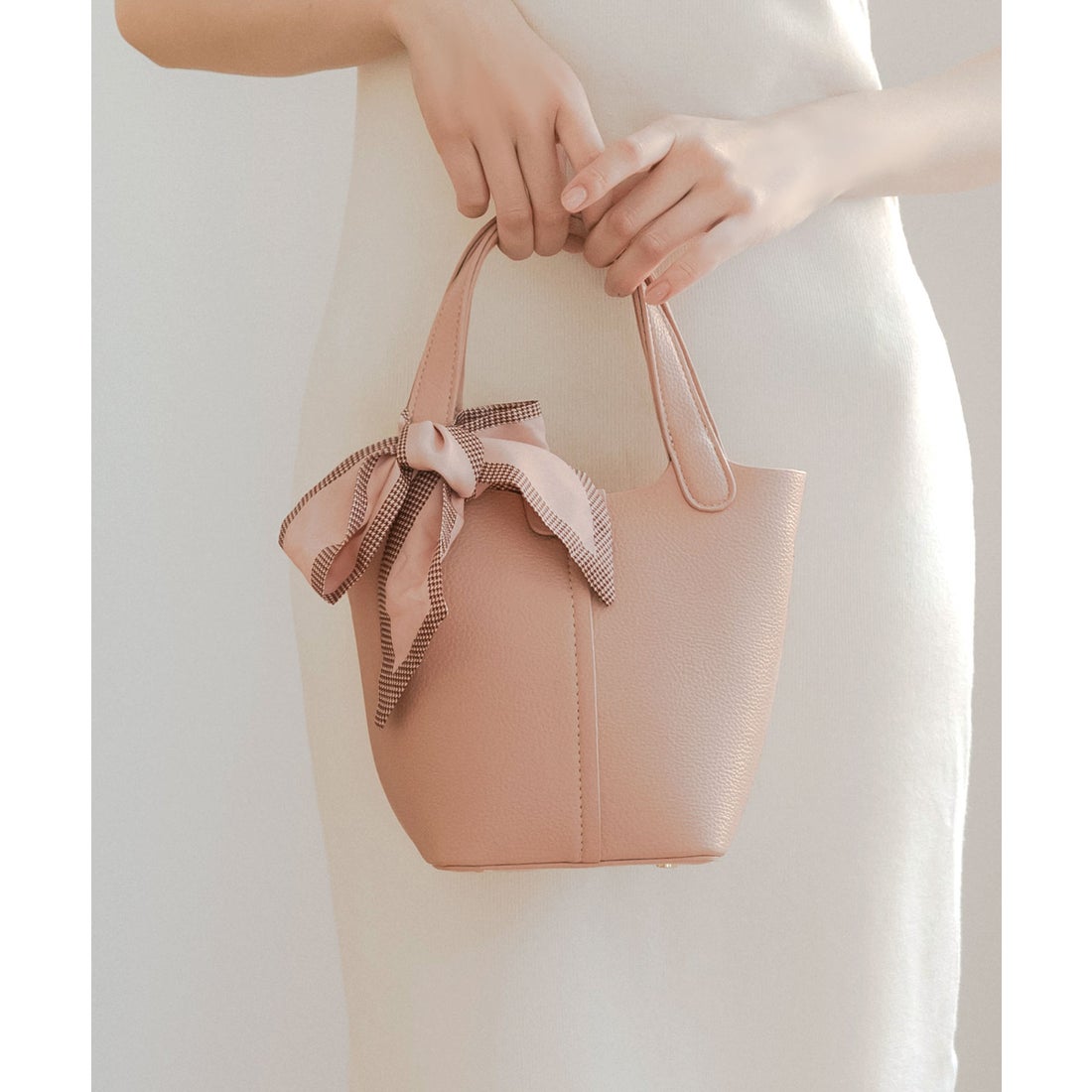 ジュリアブティック JULIA BOUTIQUE スカーフ付き2wayハンドバッグ