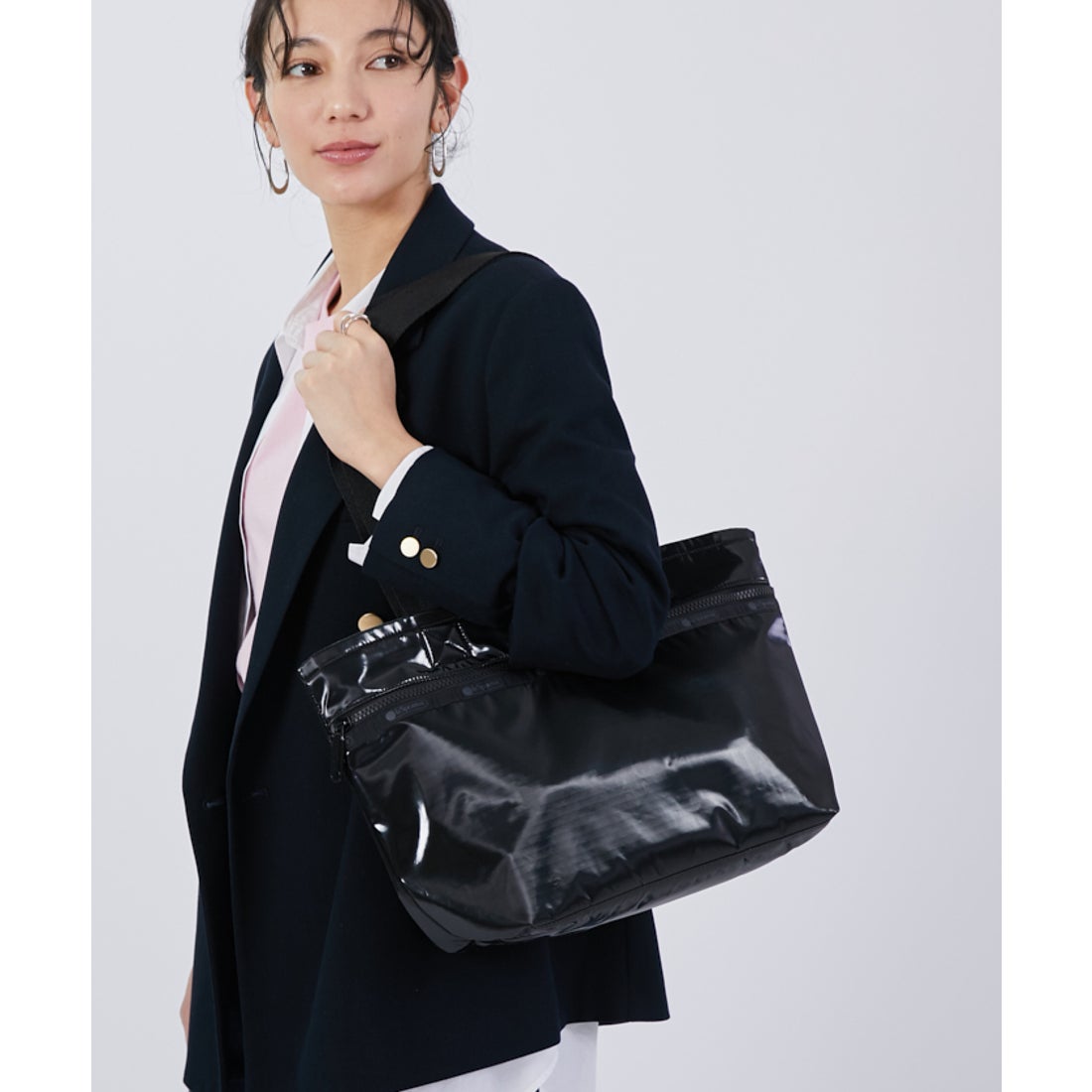 レスポートサック LeSportsac TWO HANDLE ZIP TOTE （ブラックシャイン