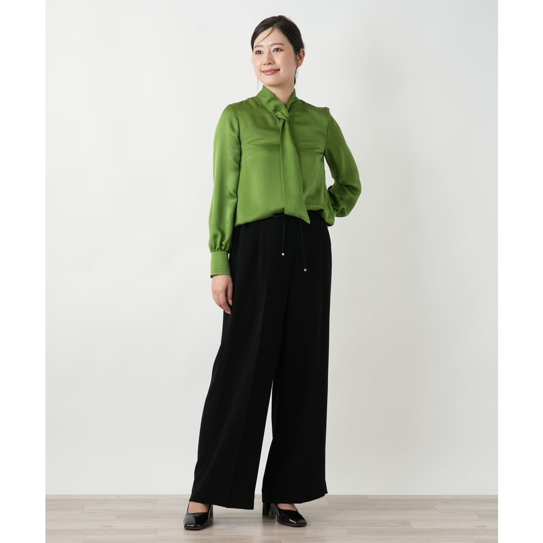 レリアン Leilian ボウタイブラウス （アイボリー） - ファッション