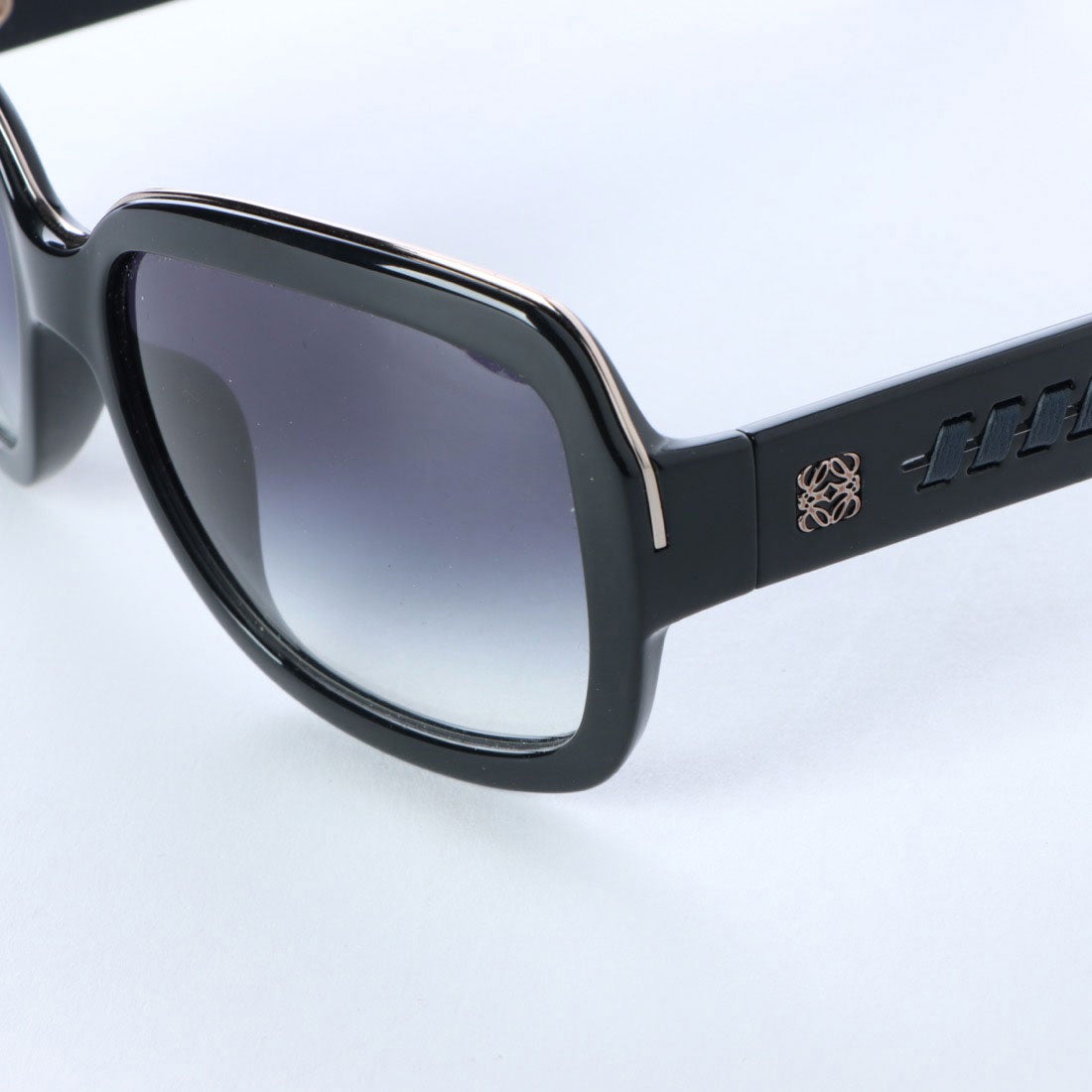 ロエベ LOEWE サングラス レディース メンズ （ブラック