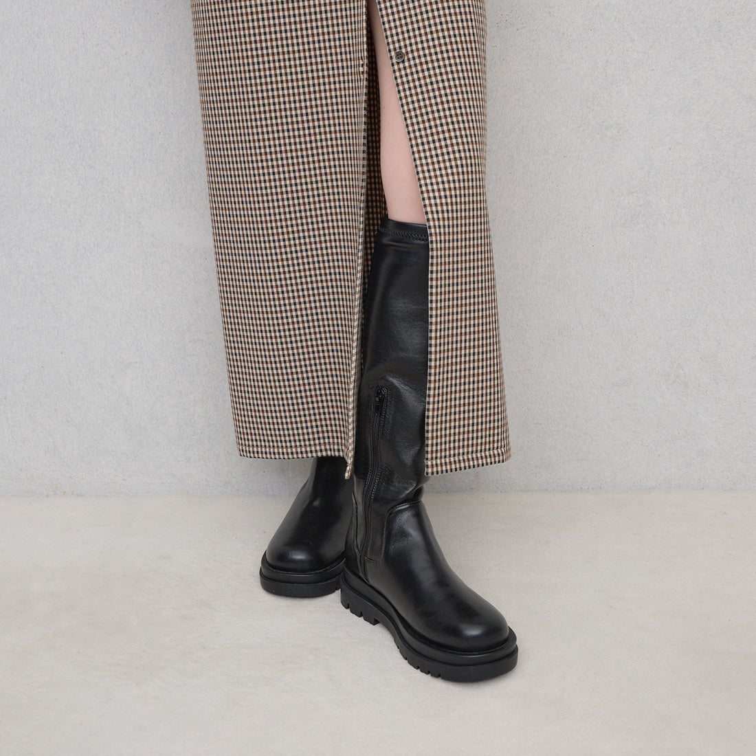 厚底ボリュームストレッチロングブーツ(S123) （ブラック