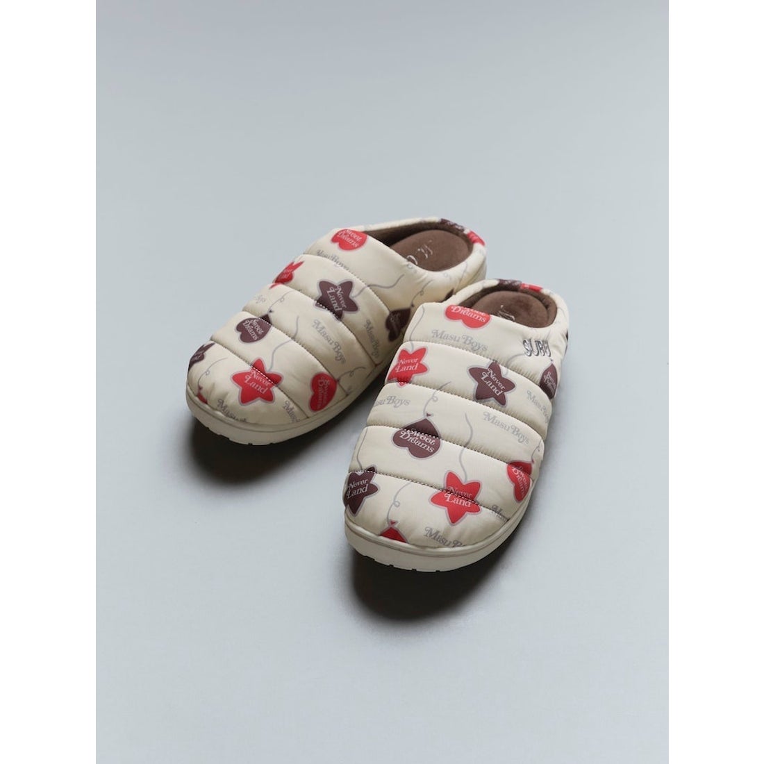 エムエーエスユー MASU Masu X Subu Falling Balloon Sandal Graphic