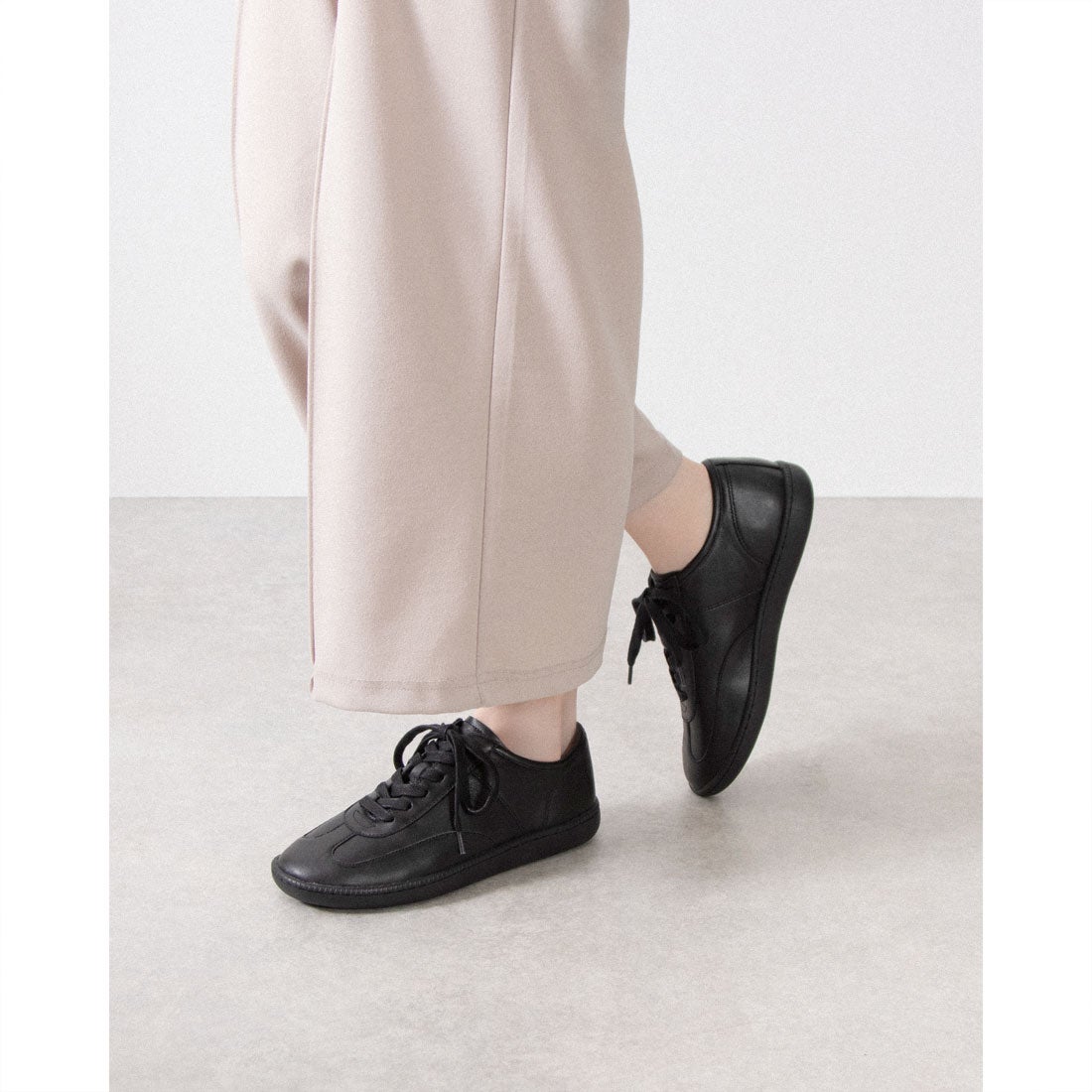 マーガレット・ハウエル アイデア MARGARET HOWELL idea レースアップ