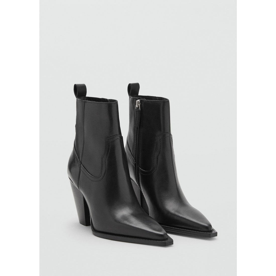 レザーショートブーツ .-- CHOCO （ブラック） -MANGO - マンゴ公式