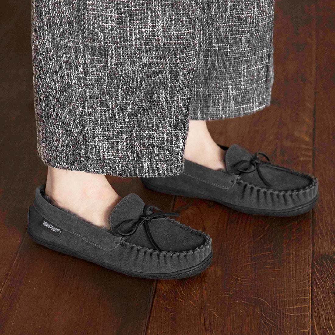 ミネトンカ MINNETONKA モカシン cadence-40604-chr -靴＆ファッション