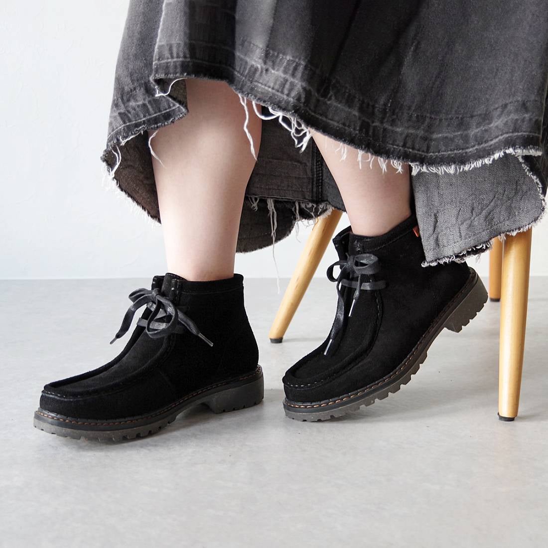 ミネトンカ MINNETONKA モカシンブーツ 18m18-2-sue-bl（SUEDE BLACK