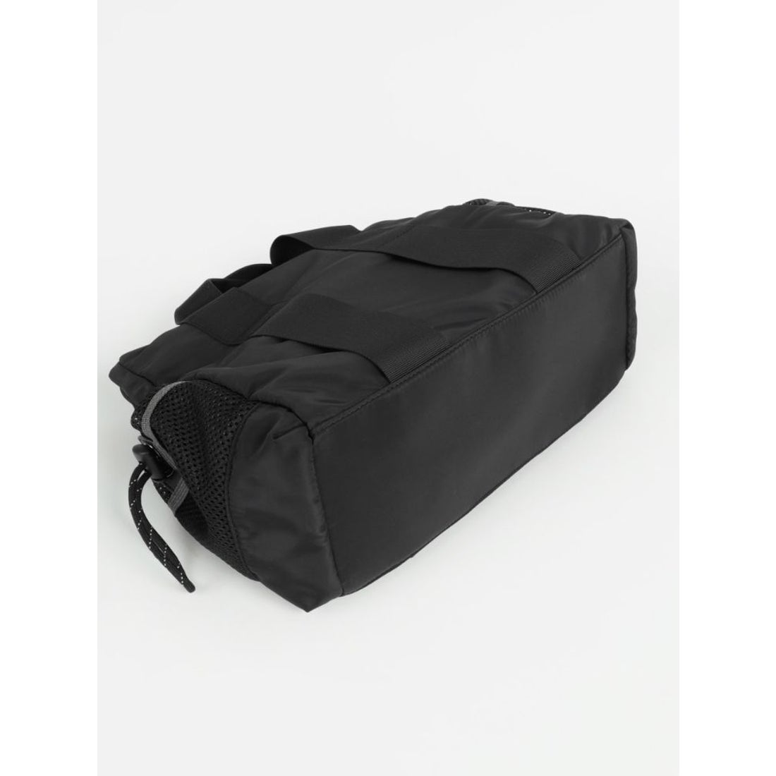 ヌエール nouer マルチウェイポケットデザインミニBAG （ブラック