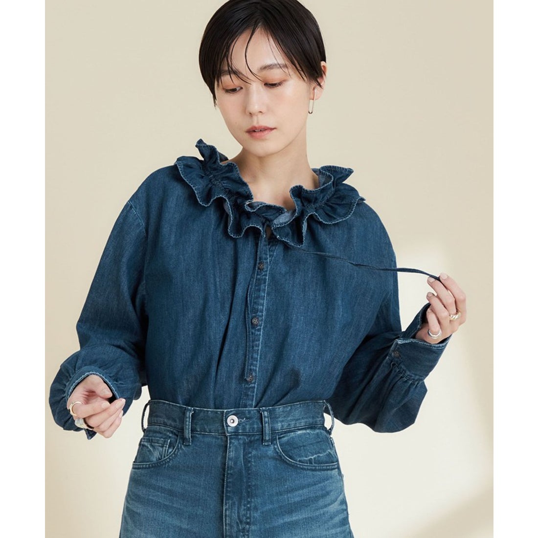 リエミラー Rie Miller フリルギャザーデニムブラウス （インディゴ