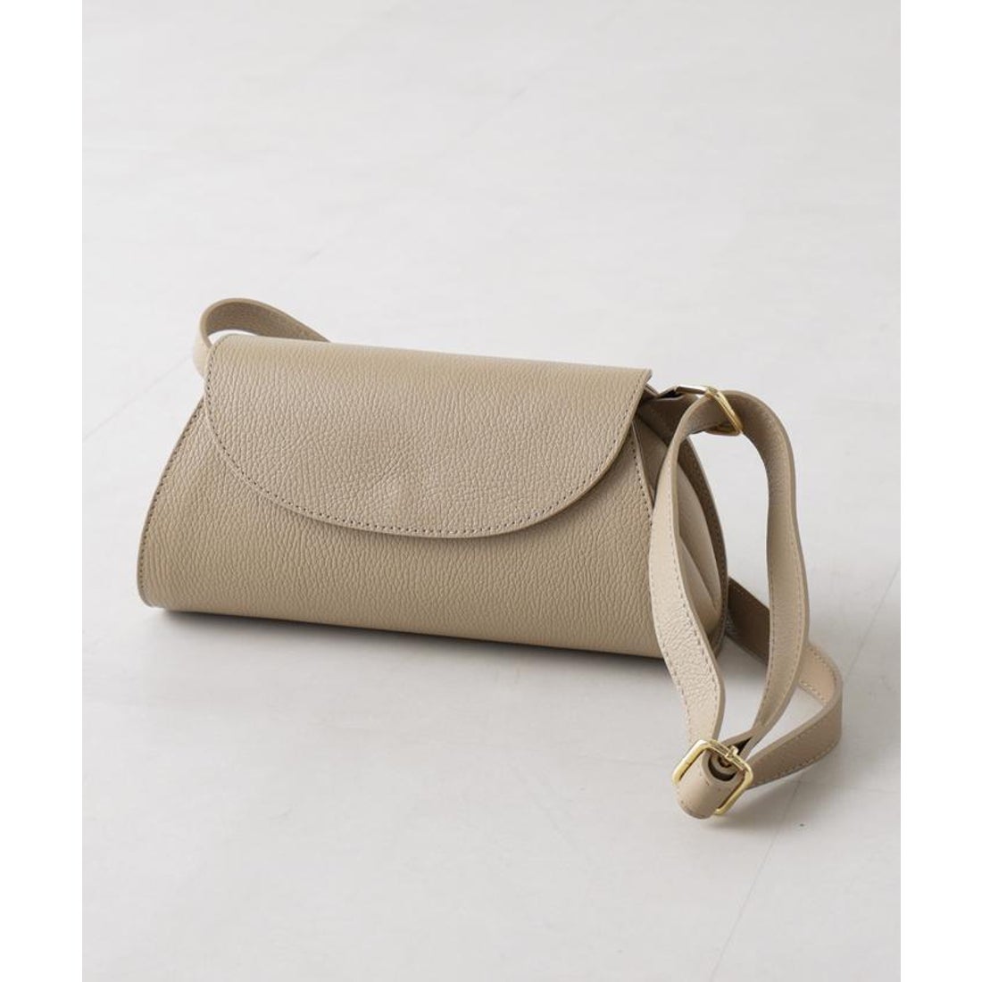 ナノ・ユニバース NANO universe レザークロスボディバッグ （ブラック