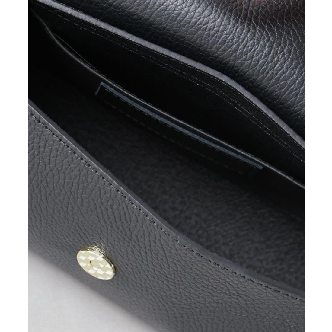 ナノ・ユニバース NANO universe レザークロスボディバッグ （ブラック