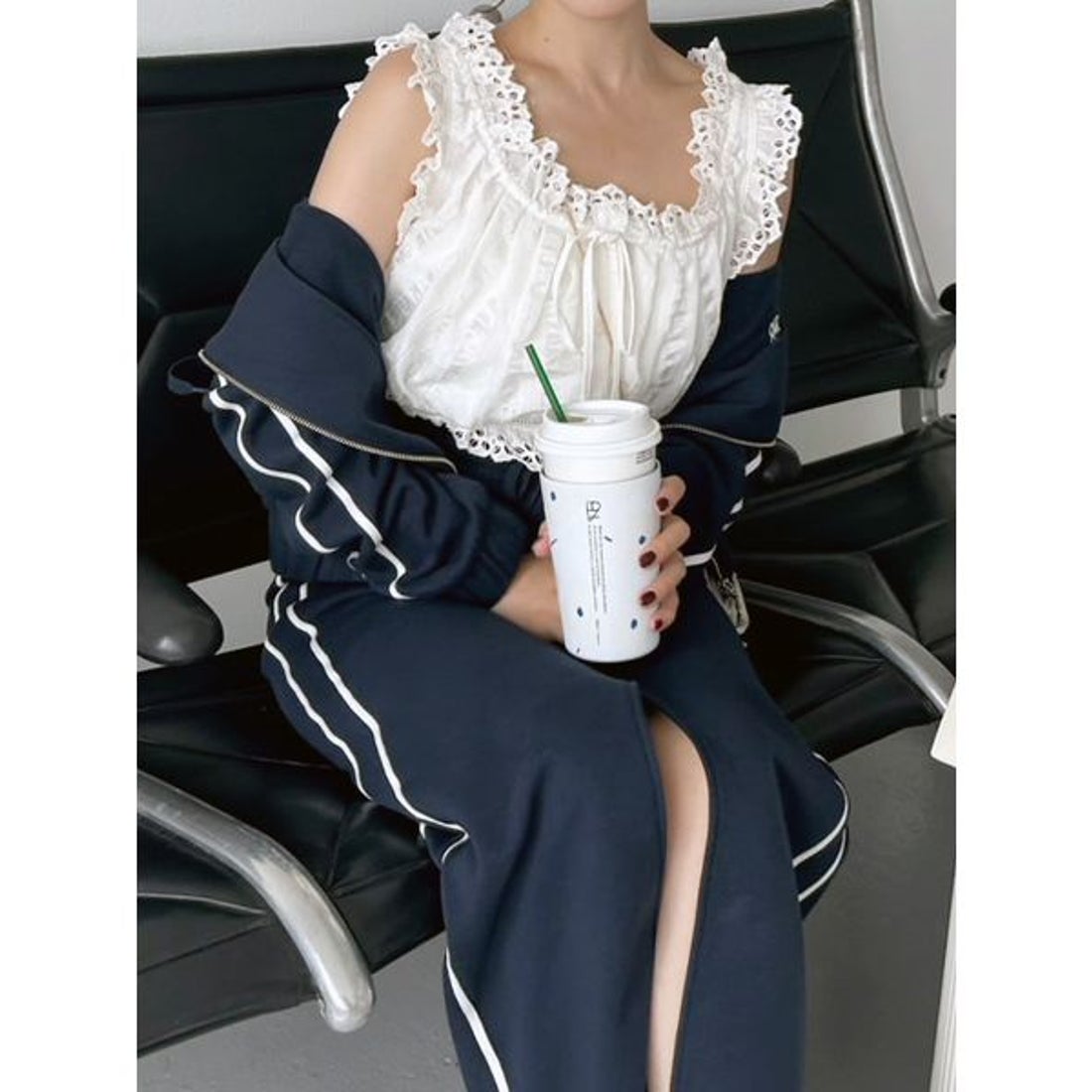 スナイデル SNIDEL クロップドコットンフリルブラウス （WHT