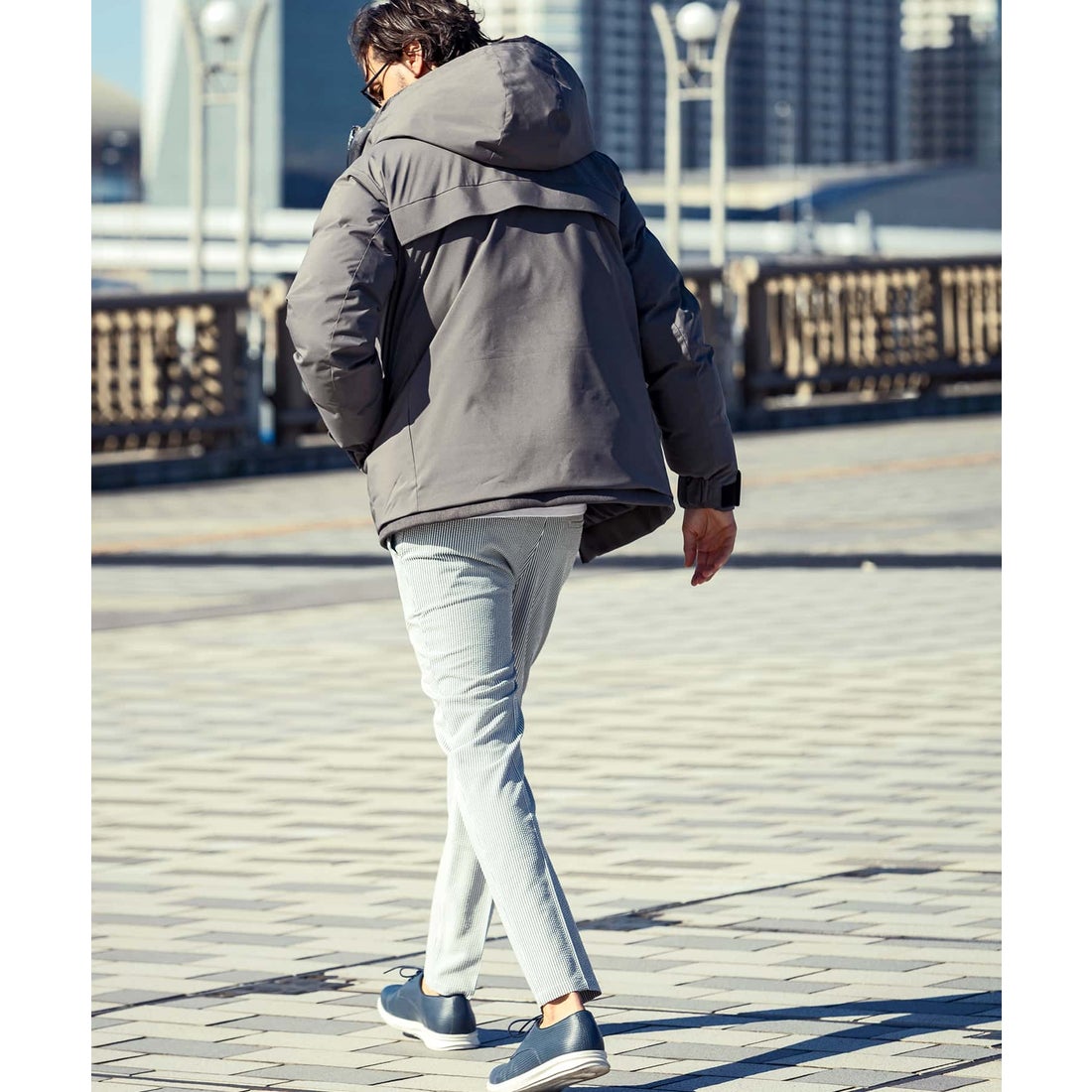 AKM Contemporary ダブルフードダウンジャケット - ファッション通販