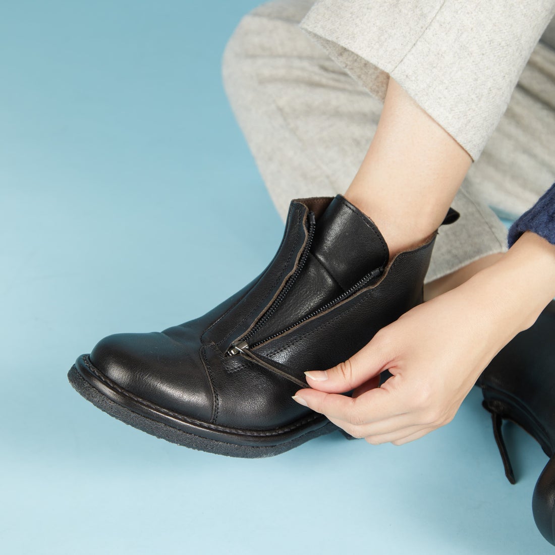 SAYA サヤ Saya プラット製法ブーツ （ブラック） -【公式】ラボ