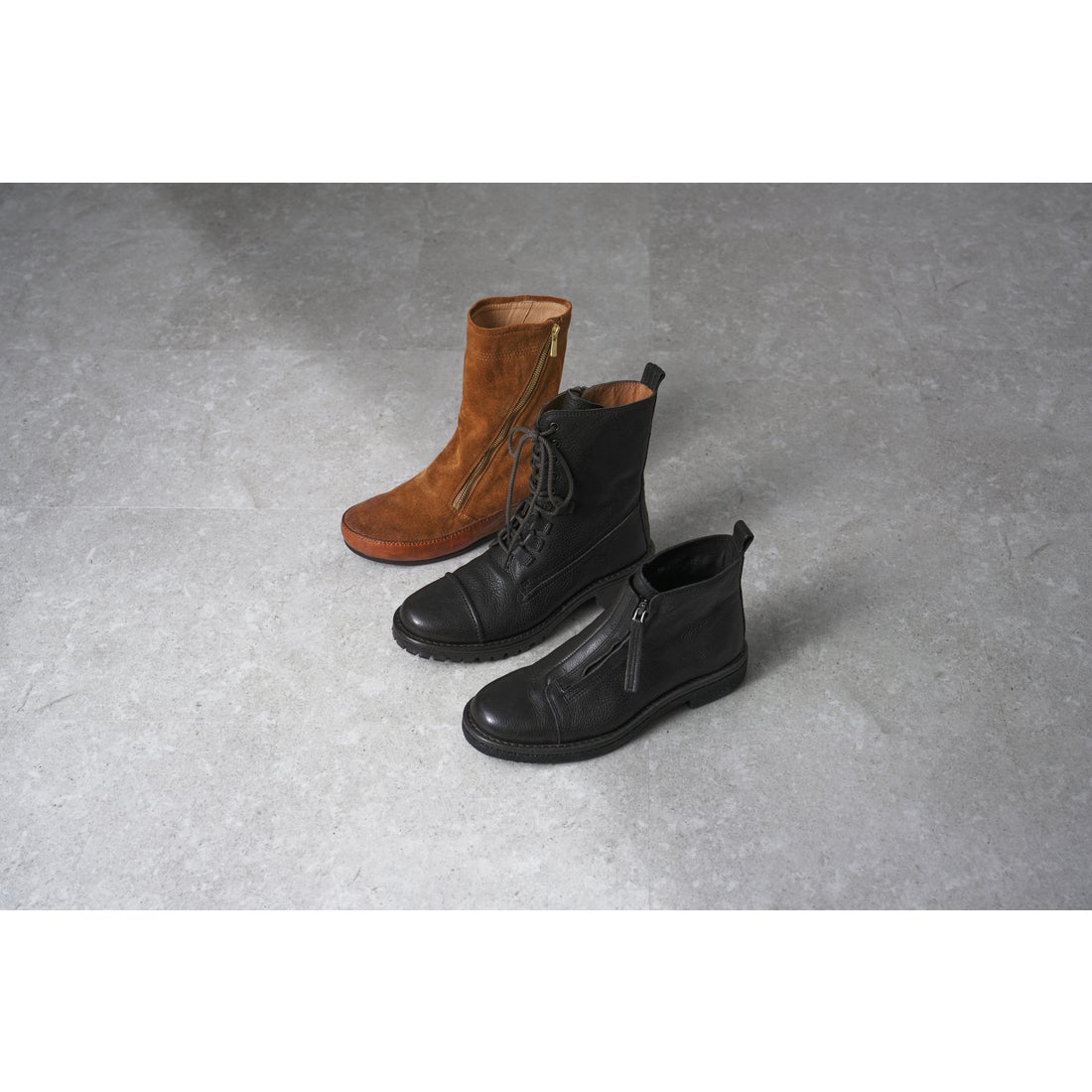 SAYA 【プラット製法】本革サイドファスナーブーツ(ブラック) -【公式