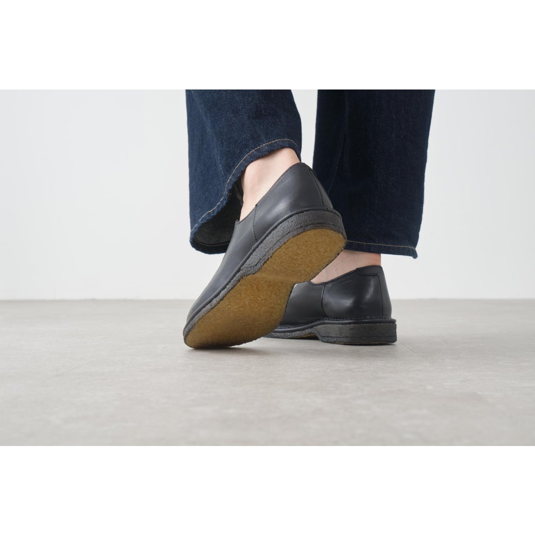 サヤ SAYA 本革プラット製法スリッポン （ブラック） -【公式】ラボ