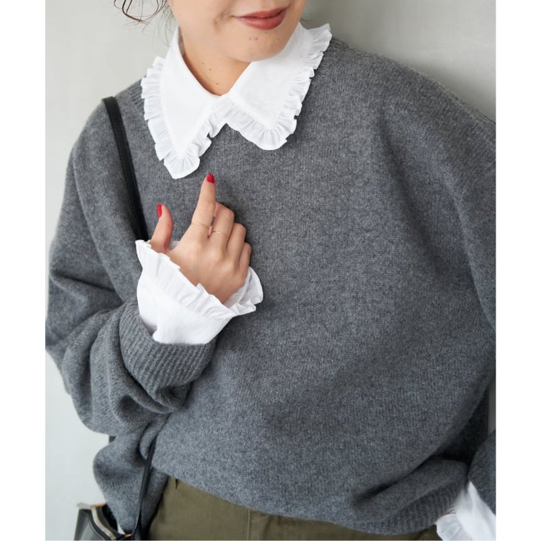 スピック＆スパン Spick & Span 《追加予約》フリルカラーブラウス