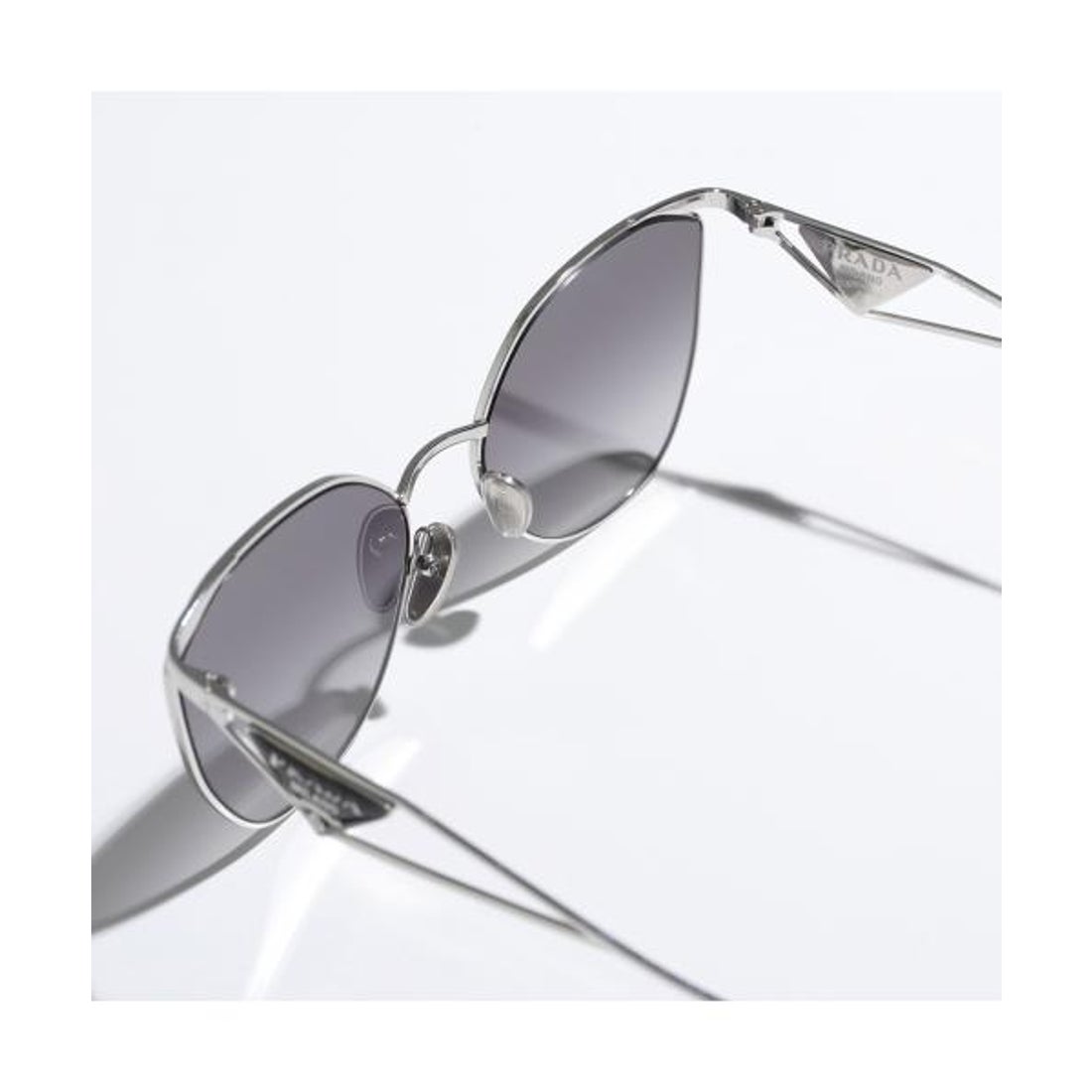 プラダ PRADA PRADA サングラス SPR50Z E1BC キャットアイ型 メタル