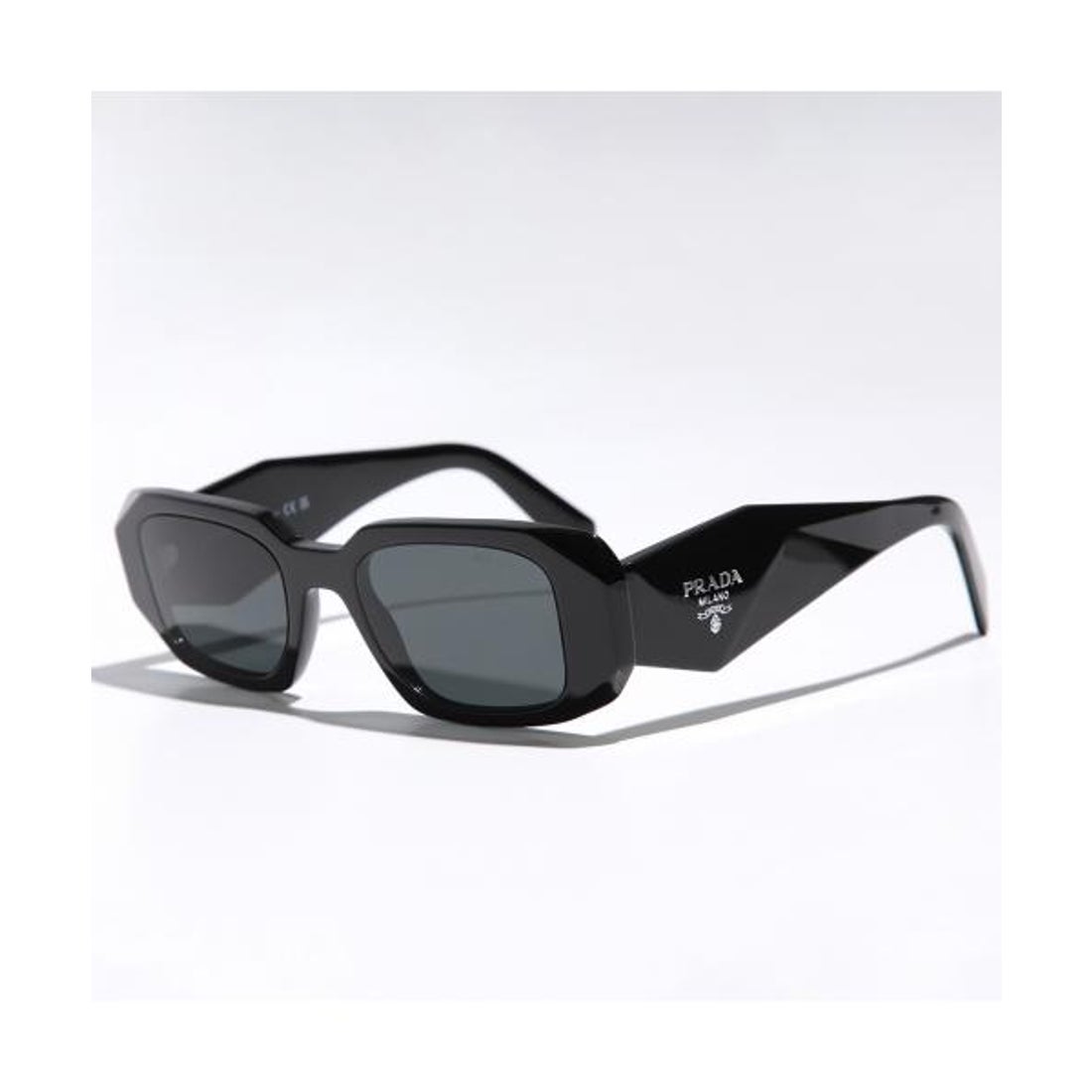 プラダ PRADA PRADA シンボルサングラス SPR 17W スクエア型 （1AB-5S0