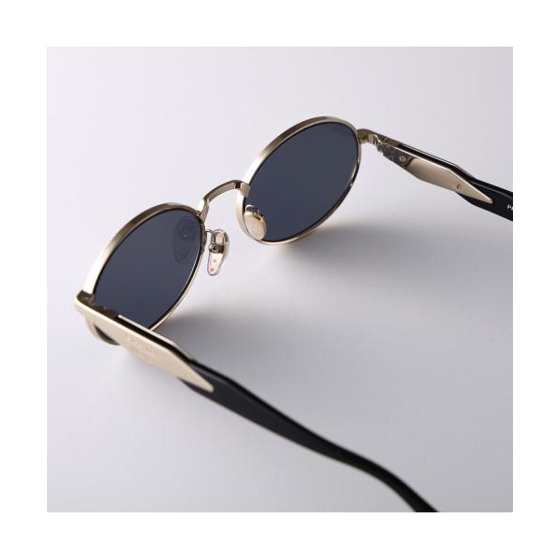 プラダ PRADA PRADA サングラス SPR 65Z オーバル型 （ZVN70L/ブラウン